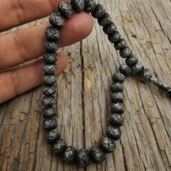 Gumus kazaz tespih oksit gri ask dugumu