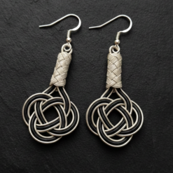 Siyah Beyaz Ask Dugumu Sallantili Gumus Kupe 2