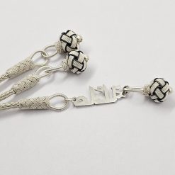 Siyah Beyaz Gumus Kazaziye Tesbih 12