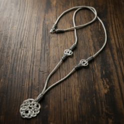 Siyah Beyaz Surgu Kolye 999 1